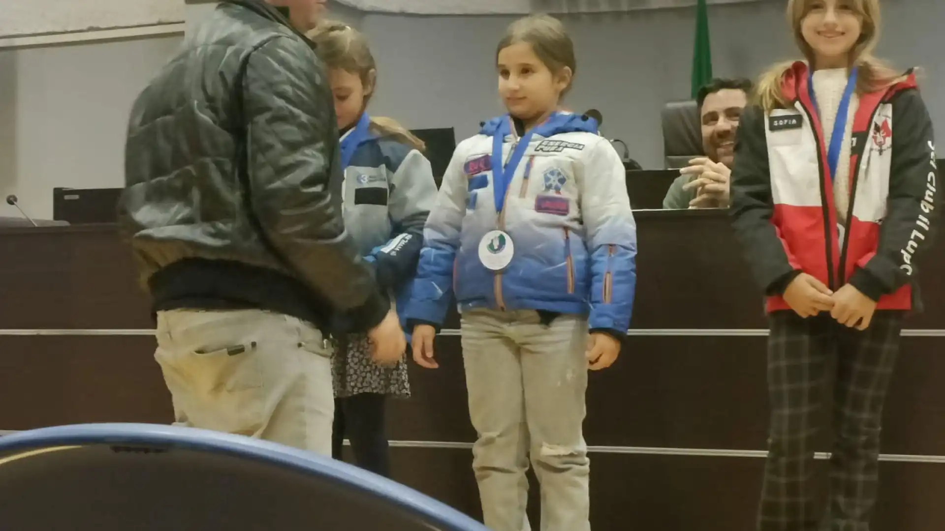 Sci: a Teramo la premiazione e la festa di Comitato. In occasione del premio D’Aristotile premiata la giovane Valeria Biasella dello Sci Club Castel Di Sangro.